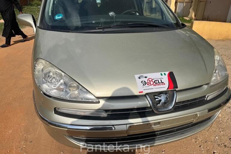 Used Peugeot 807 for Sale in Abuja – Clean Family MPV in Good Condition