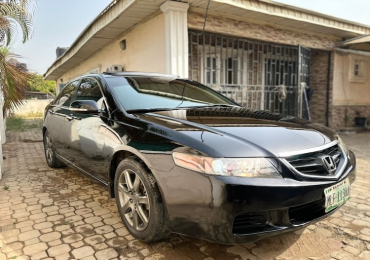2008 Honda Acura for Sale in Abuja, Black, Clean and Affordable